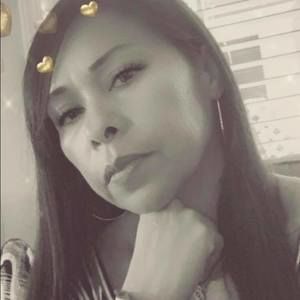 Meet your Posher, Elena